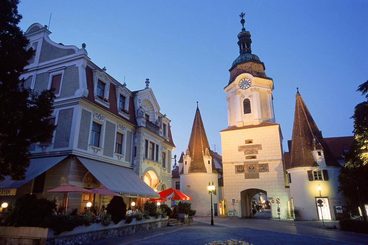 Hotel Gaestehaus Familie Trachsler à Rohrendorf bei Krems Extérieur photo